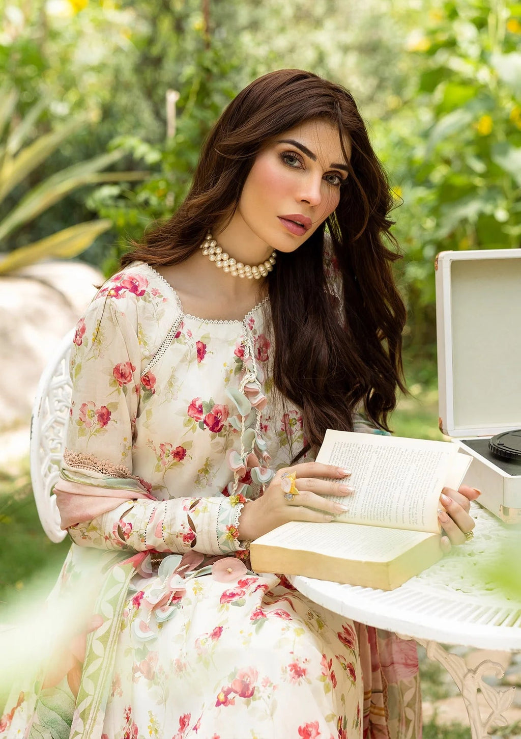 ECD-2A IVORY PEONY - EF Premium EF PRINTS WITH CHIFFON