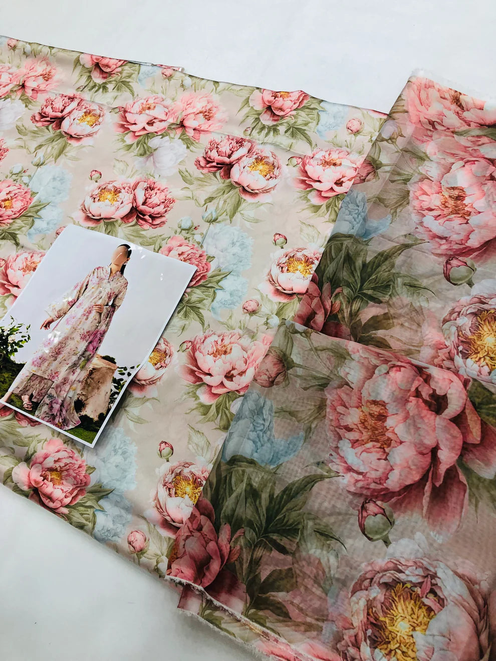 BAROQUE MULTI FLOWERS SILK DRESS