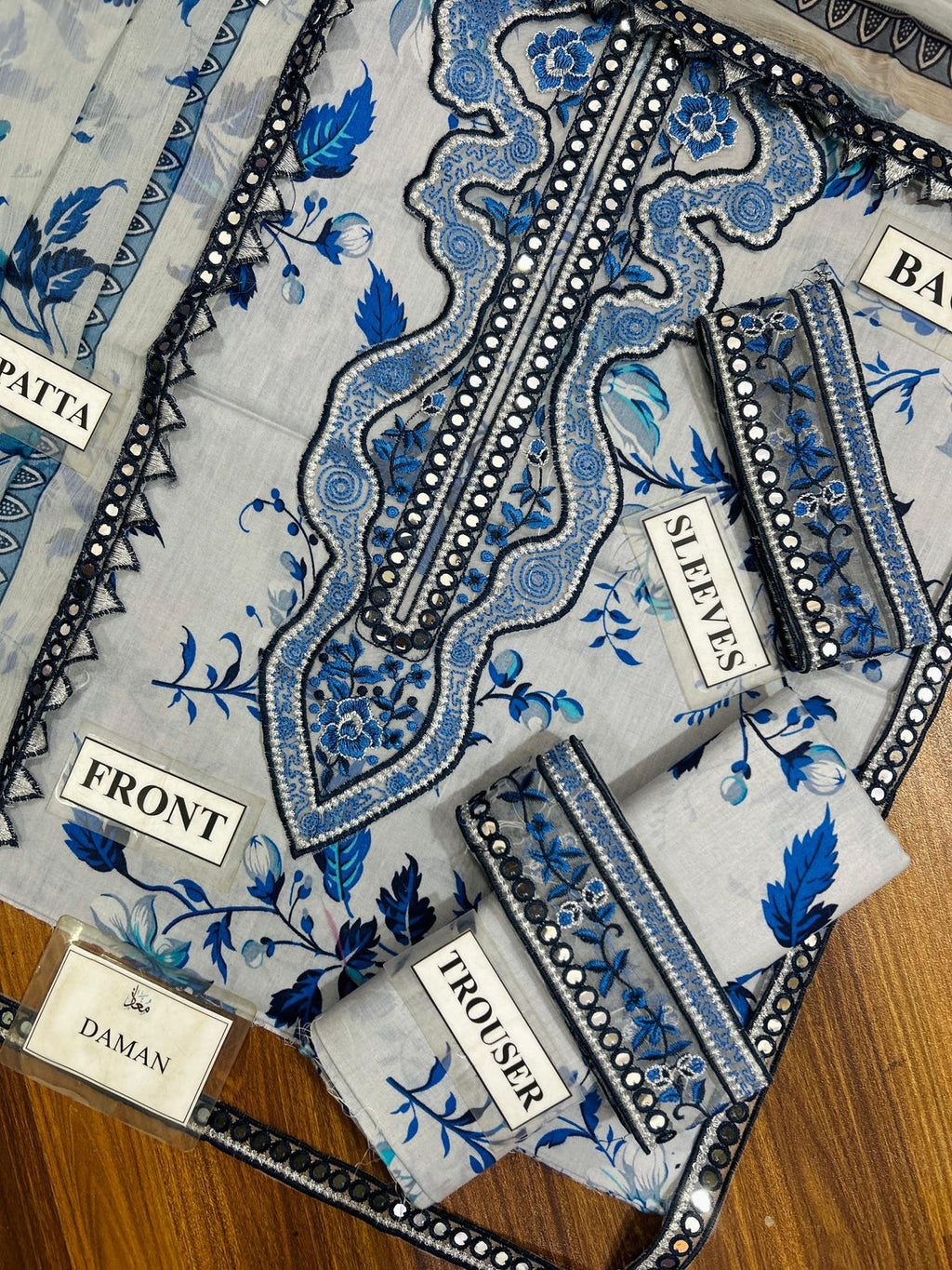 Aneela's blue leaves